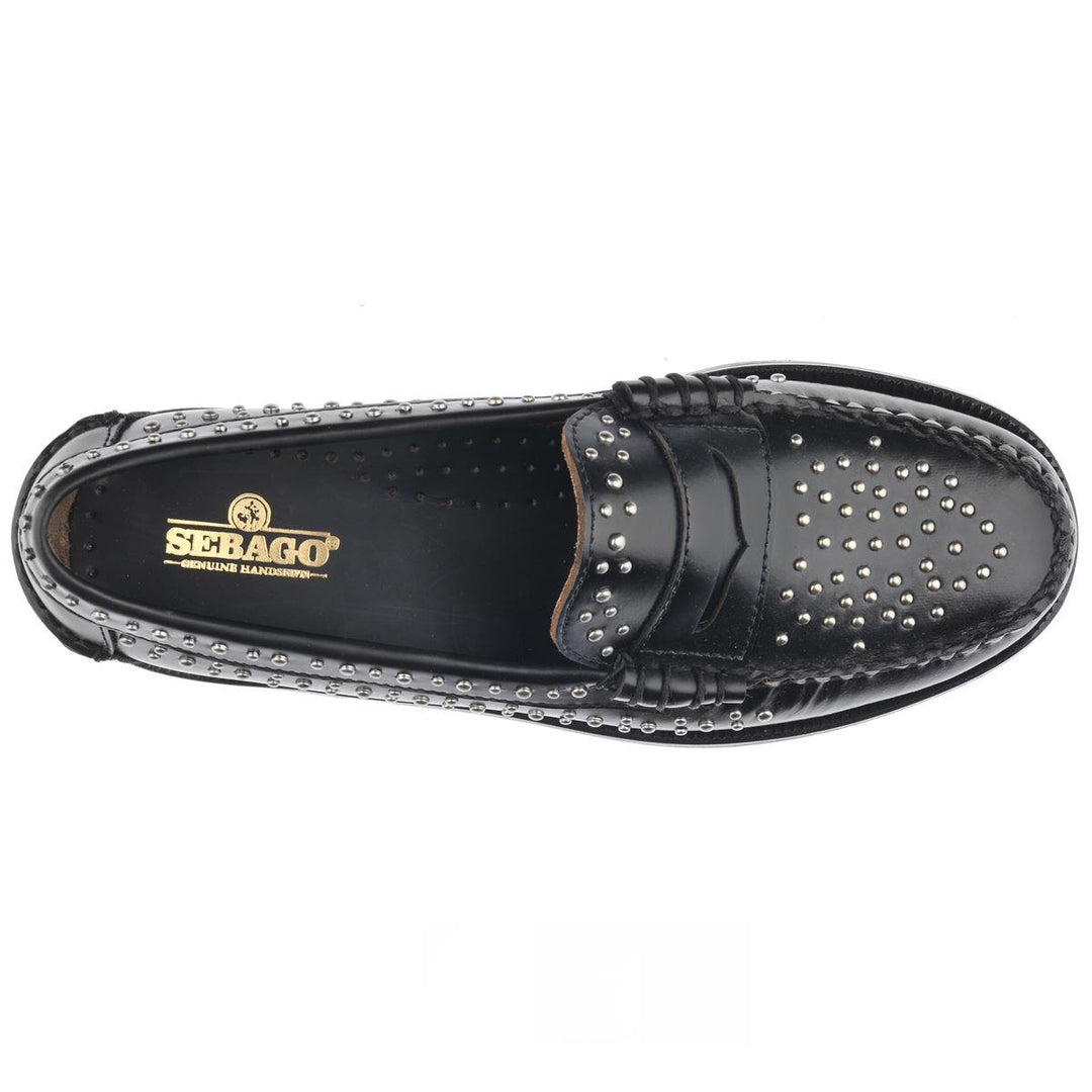 DAN STUDS WOMAN